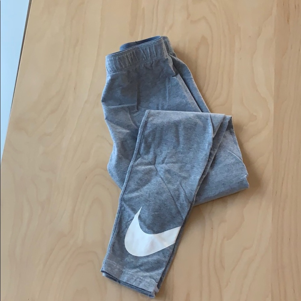 Girls Nike XL Grey Pants